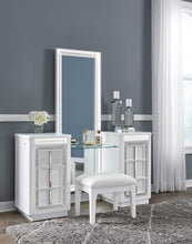 Load image into Gallery viewer, B822 - Vanity w/Stool (LED Lights)
