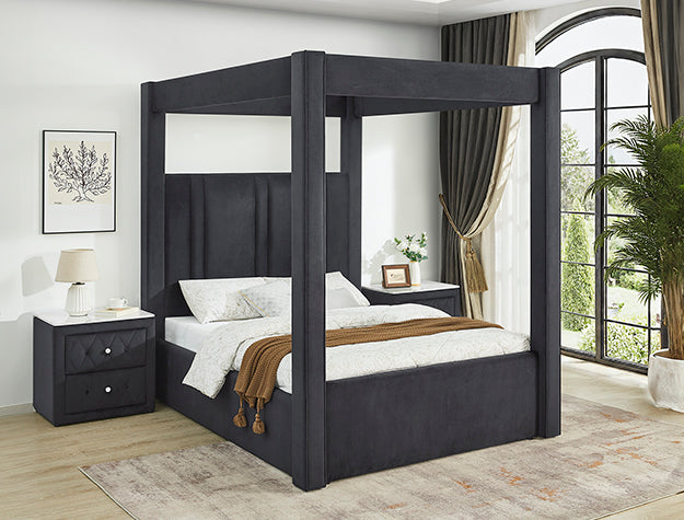 5117 Black Canopy Bed