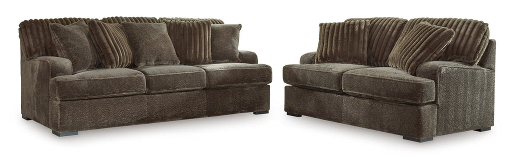 537 Chocolate Sofa & Loveseat
