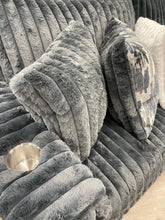 Load image into Gallery viewer, 9500 Sectional (Charcoal)
