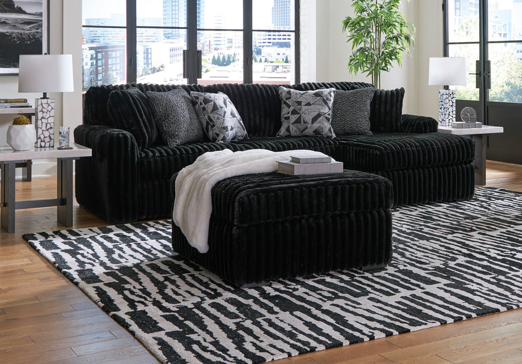 981 Black 2pc Sectional