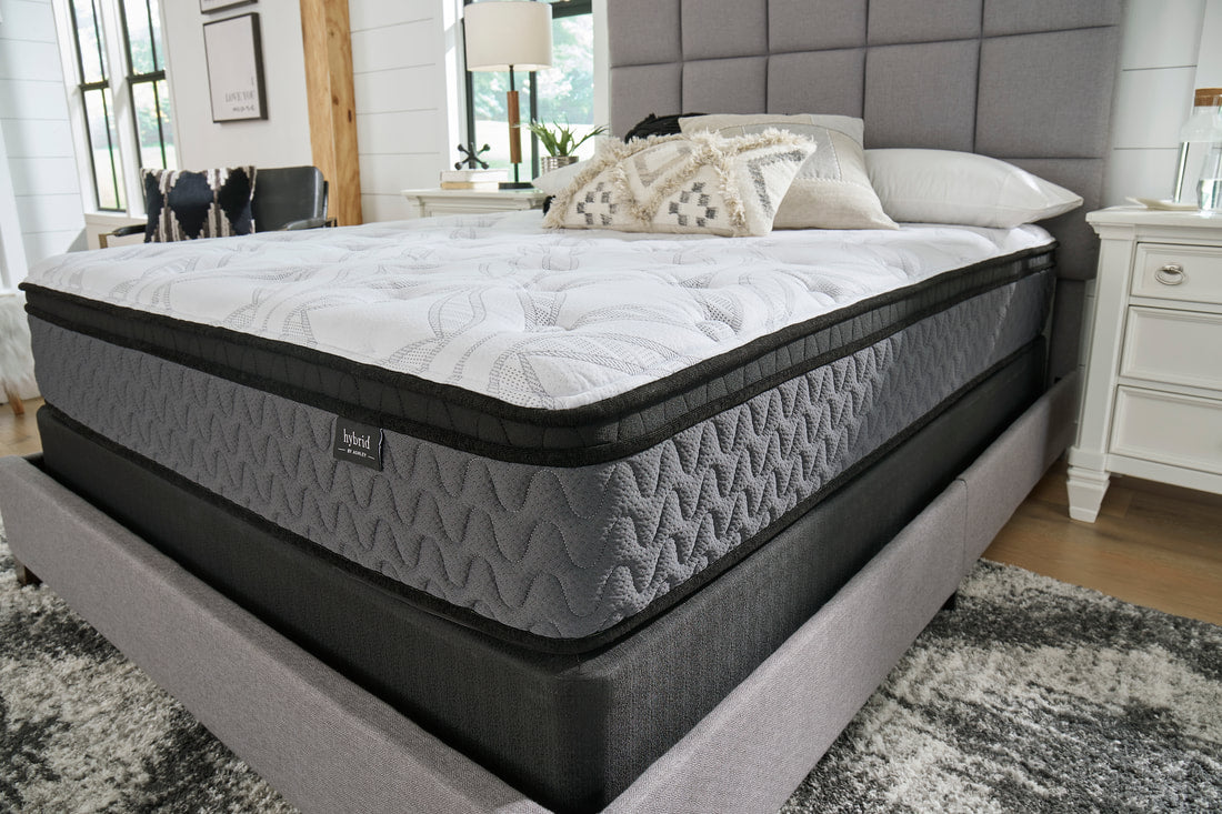 M590 12'' Hybrid Mattress