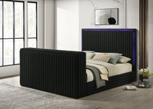 Load image into Gallery viewer, Villa Black Platform Bed
