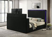Load image into Gallery viewer, Villa Black Platform Bed
