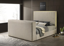 Load image into Gallery viewer, Villa Off-White Platform Bed

